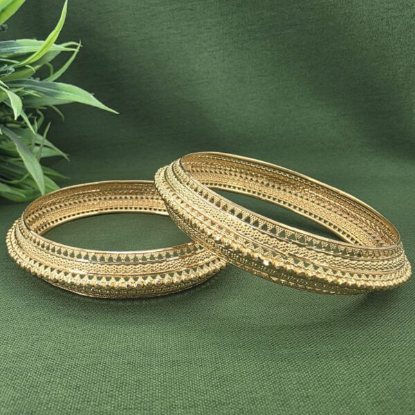 BNG340 (2) Bangle - Image 1