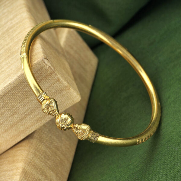 Gold Kada - Image 1