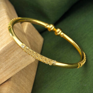 Gold Kada