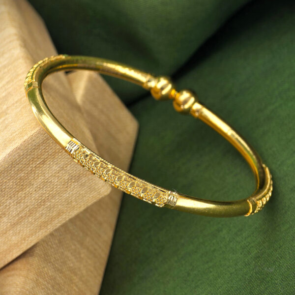 Gold Kada - Image 1